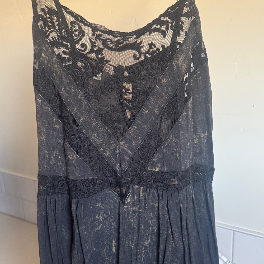 gimmicks by BKE Black Lace Top with Branded Neckplate